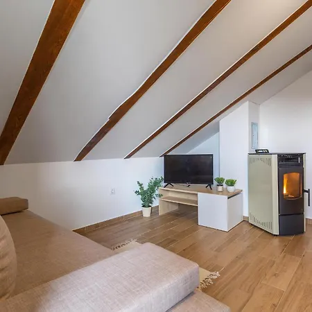 Gorgeous In With Kitchen