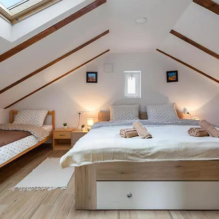 Gorgeous In With Kitchen Feriehus
