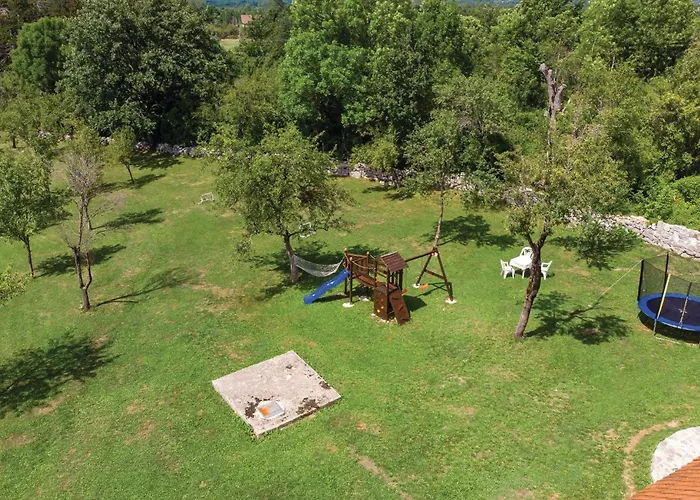 Gorgeous In With Kitchen * Gračac