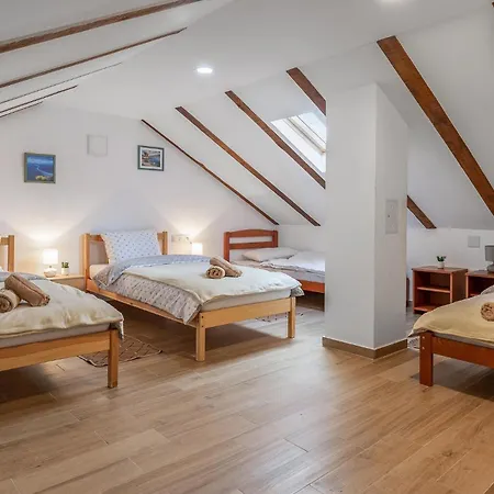 Dom wakacyjny Gorgeous In With Kitchen *