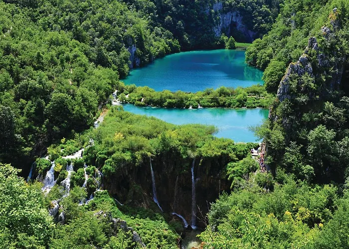 Gorgeous In With Kitchen